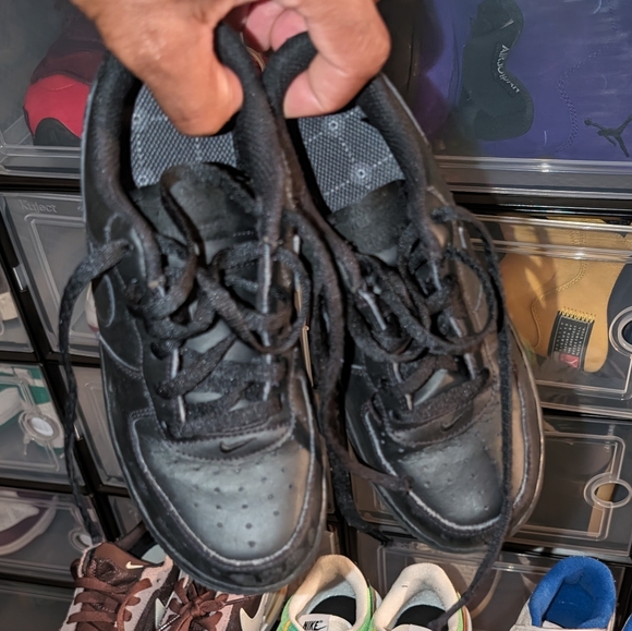 Nike's (Sz 1) - Picture 11 of 16